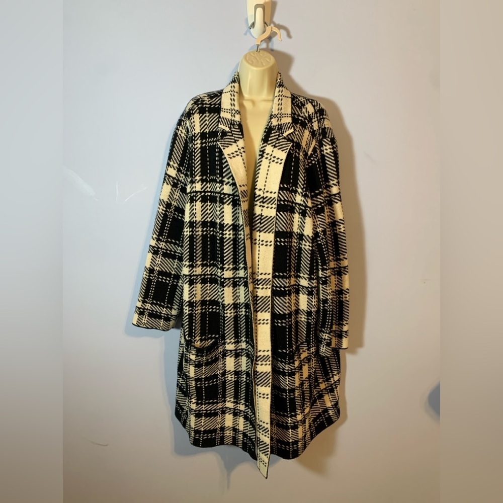 Chaps Black and Cream Plaid open front collared long line cardigan size 2x prep